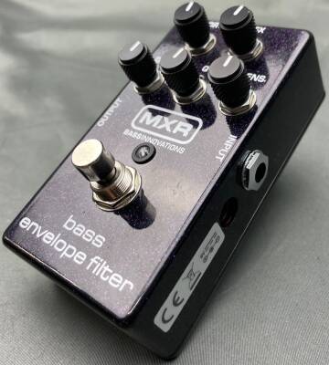 MXR M82 - Bass Envelope Filter | Long & McQuade